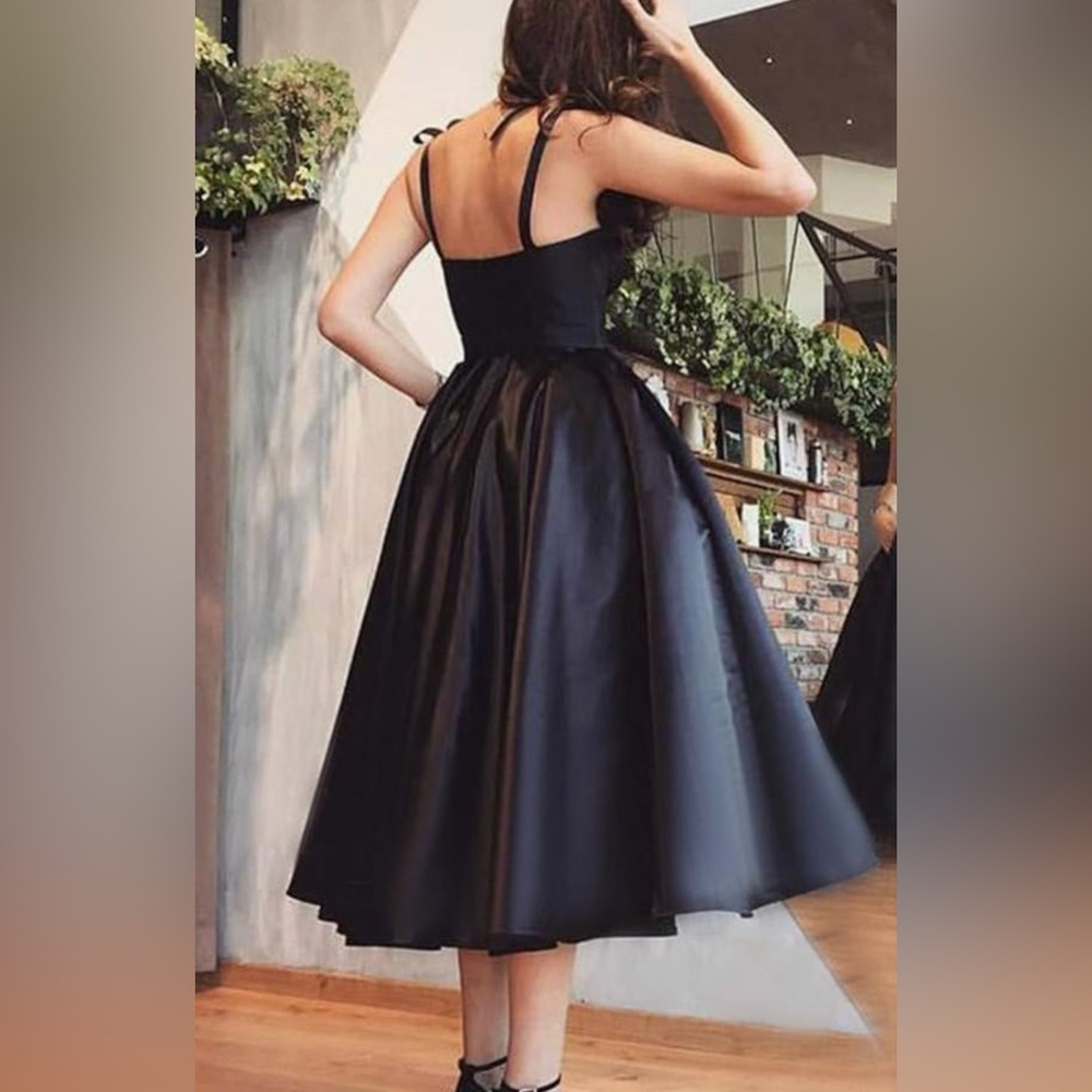 A Line Short Cocktail Party Gown with Pockets Sleeveless Tea Length Prom Dress - Picture 6 of 7
